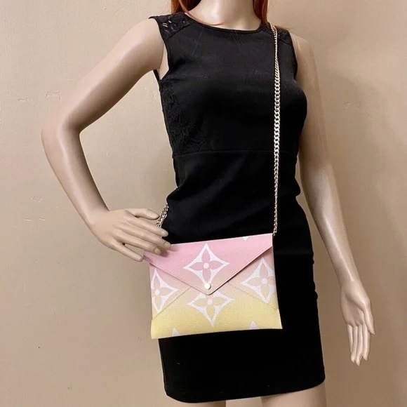 Louis Vuitton Kirigami ByThePool Pochette Clutch Bag Chain +Certificate - Picture 11 of 13